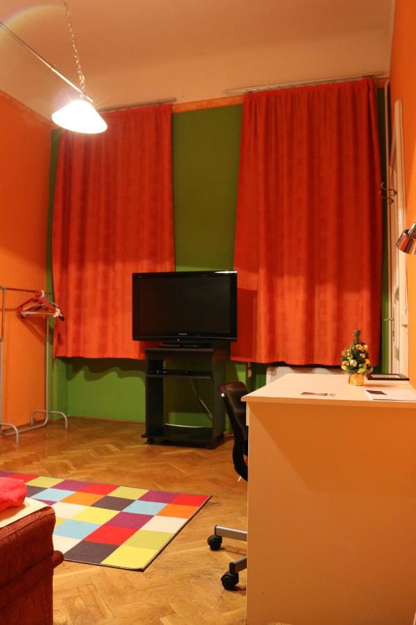 Отель Vine And Colors Apartman Будапешт Номер фото